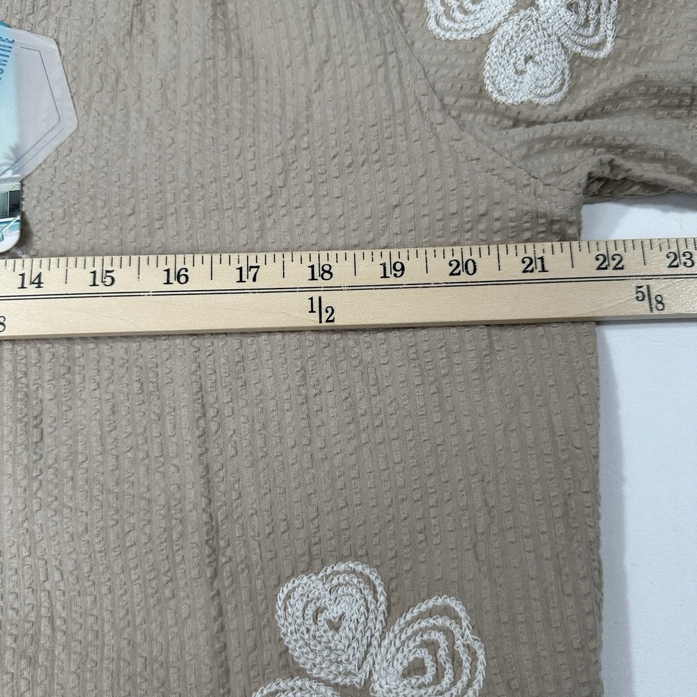 Free Planet Shirt Men's Medium Color Is Oxford Tan Seersucker NEW W/Tags - Picture 10 of 12